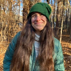 Meet your Posher, Lina